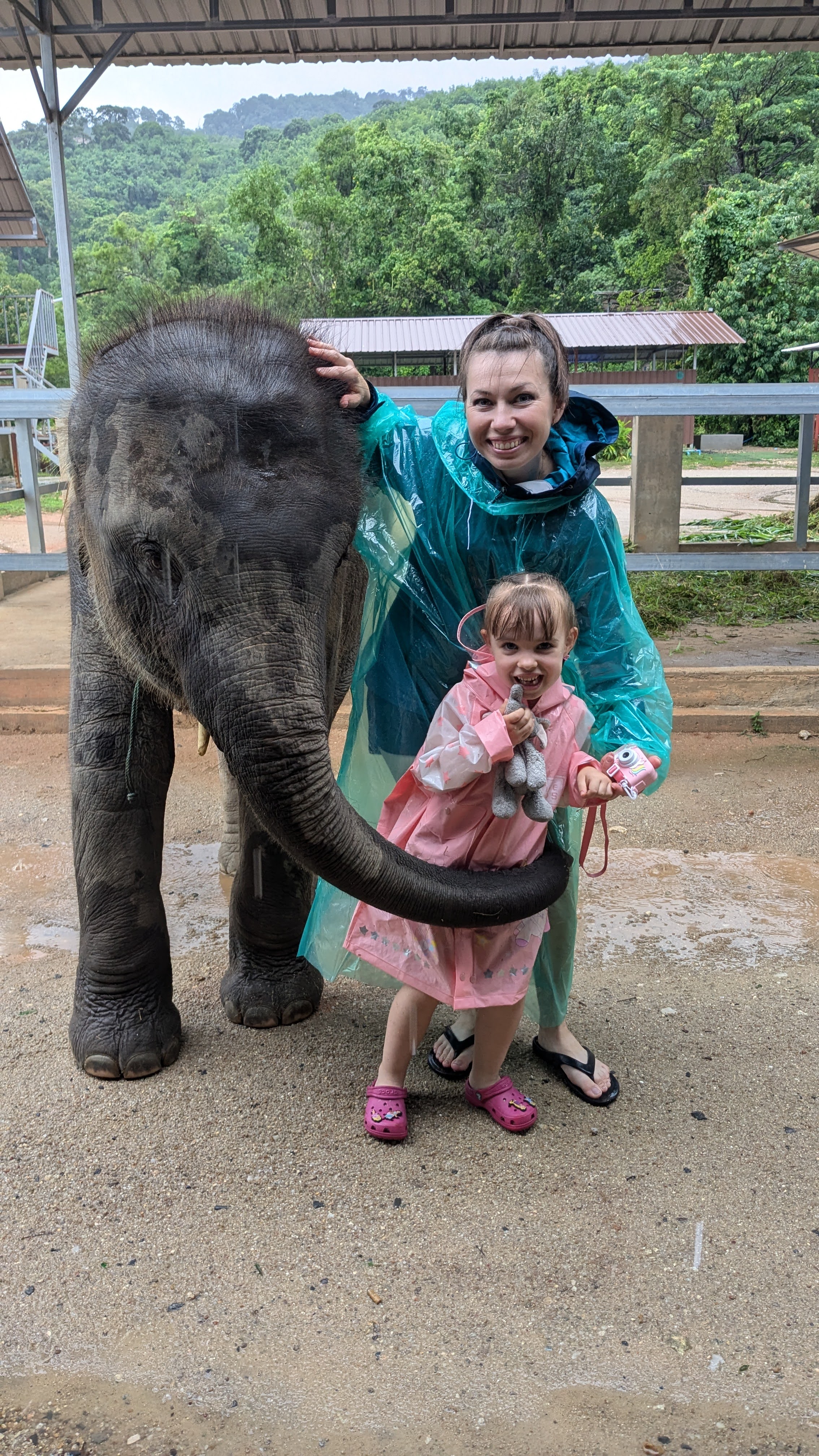 Veronika and en elephant